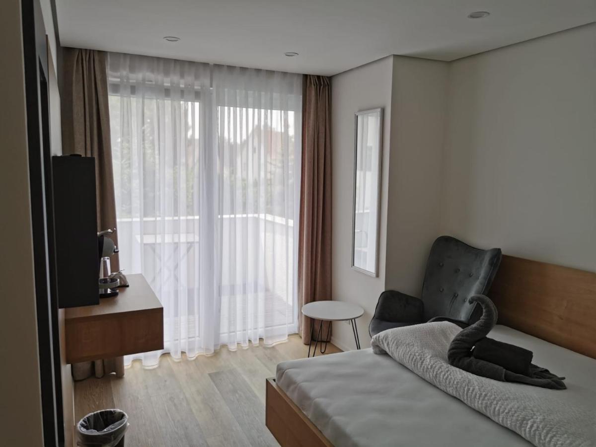 Zimmer-Lein Leingarten Экстерьер фото